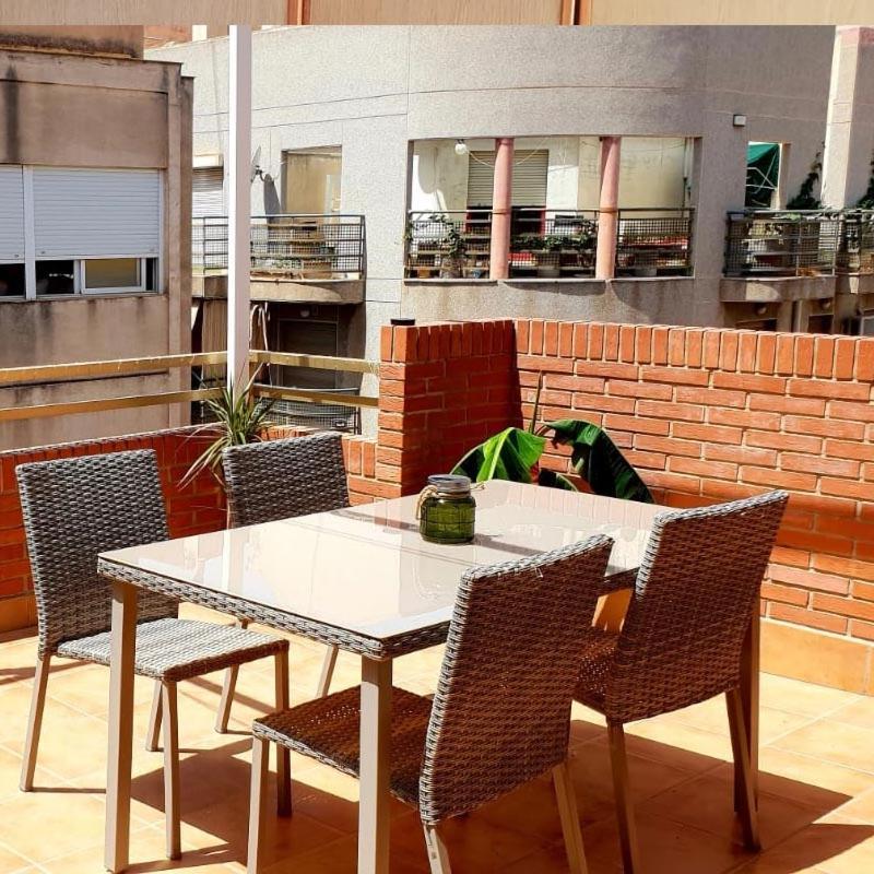 Redbrick Residence 阿利坎特 外观 照片